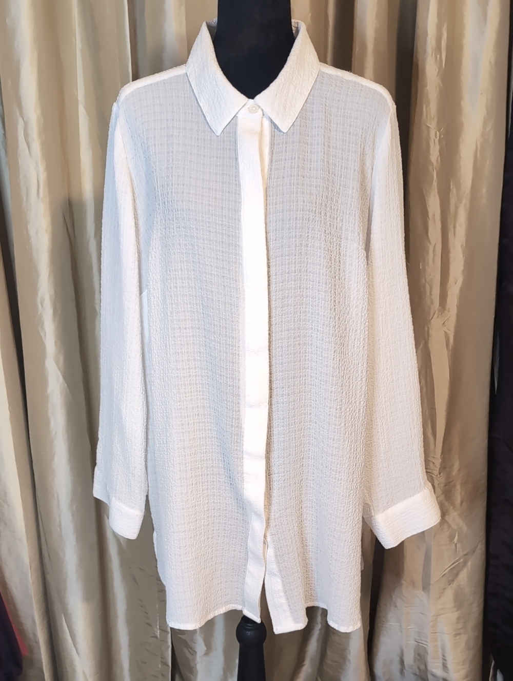 CJ Banks White Textured Button-Down Shirt